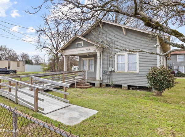 202 Carmel Drive, Lafayette, LA 70501