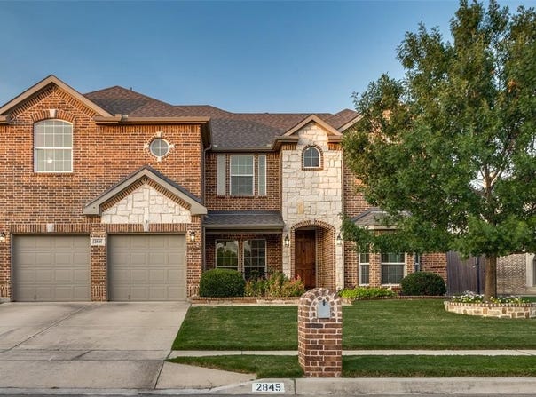 2845 Stackhouse Street, Fort Worth, TX 76244