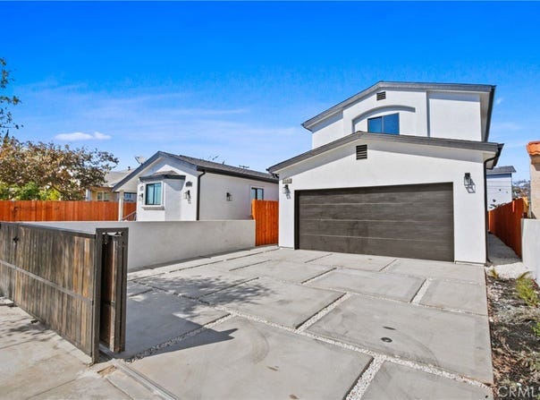 1041 W 89th Street, Los Angeles, CA 90044