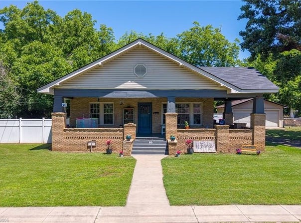 615 E Short Mountain ST, Paris, AR 72855