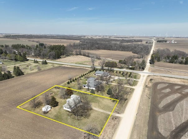 2057 Newell Ave, New Hampton, IA 50659