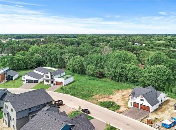 9968 14th Circle NE, Saint Michael, MN 55376