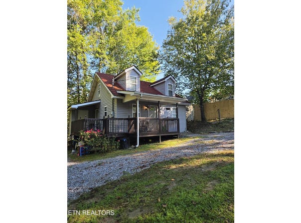 125 Cawood Lane, Middlesboro, KY 40965