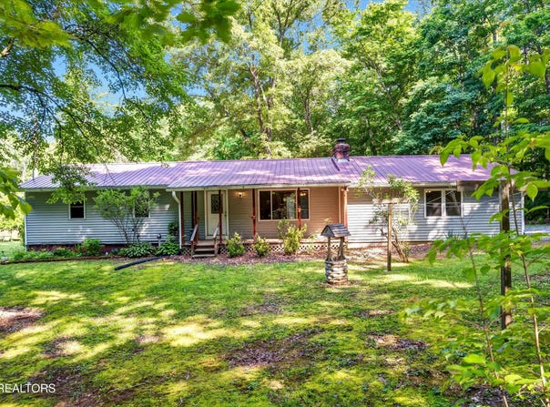 152 Spring Lane, Philadelphia, TN 37846