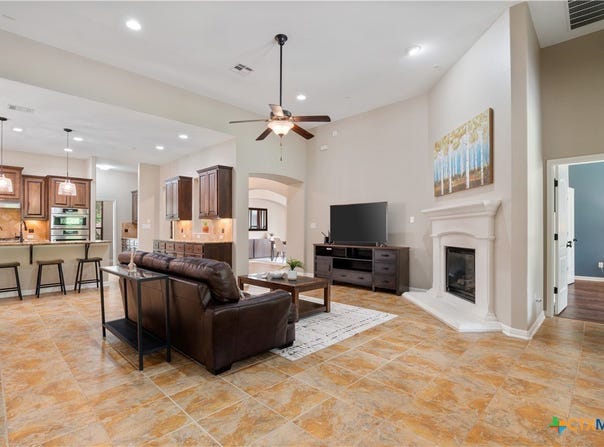 2420 Champions Corner Drive, Leander, TX 78641