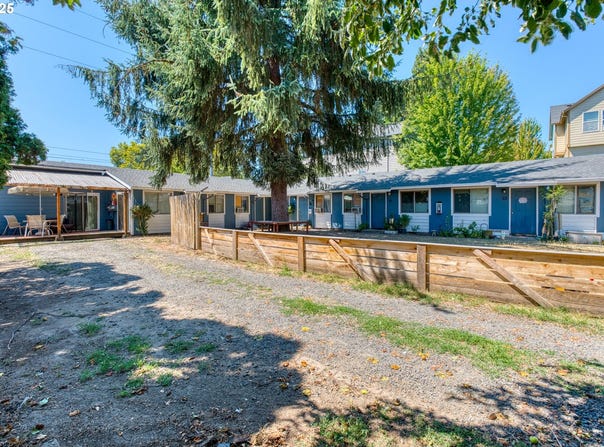 1112 E MAIN ST, Hillsboro, OR 97123