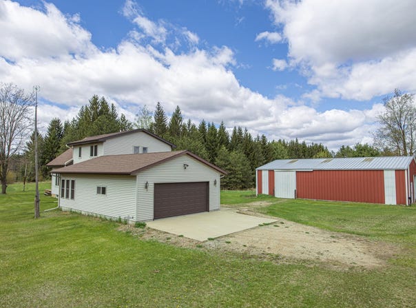 8545 COUNTY ROAD V, SURING, WI 54174