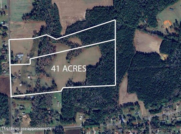 8727 Peacock Road, Chadbourn, NC 28431
