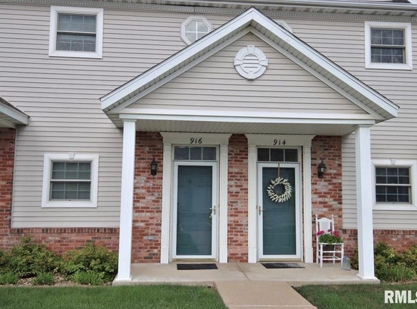 916 W TRAILCREEK Drive, Peoria, IL 61614