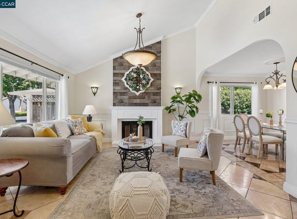 36874 Laurel St, Newark, CA 94560