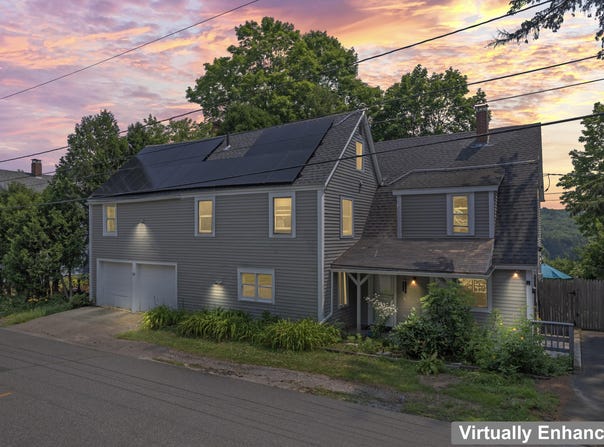 10 Summer Street, Hallowell, ME 04347