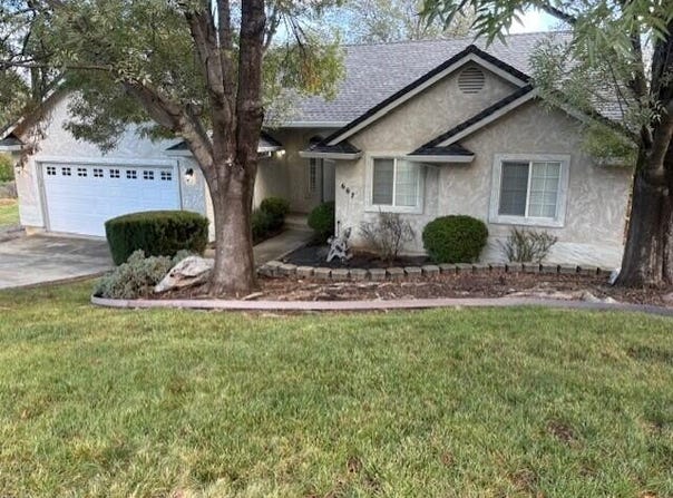 667 Reddington Drive, Redding, CA 96003