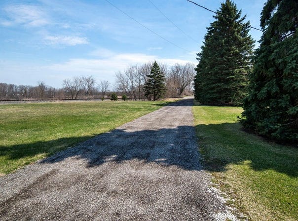 Lt3 Duplainville Rd, Pewaukee, WI 53072