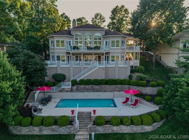 110 Muirfield Court, Sunrise Beach, MO 65079