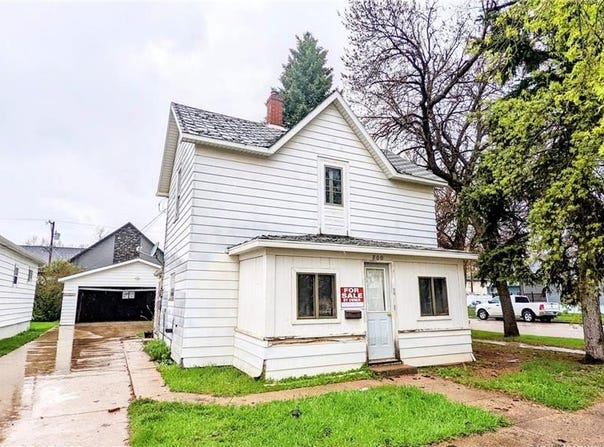 800 Burke Avenue, Harvey, ND 58341