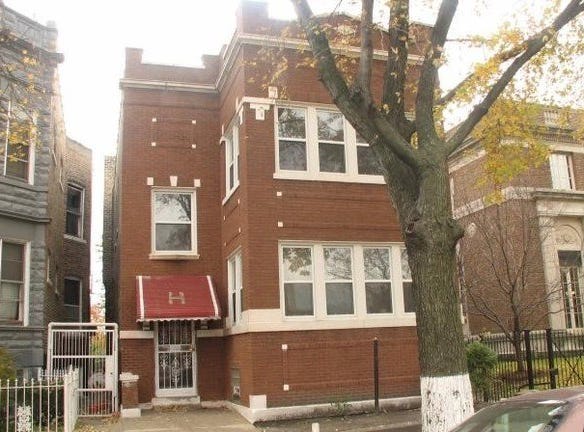 3949 W Monroe Street, Chicago, IL 60624
