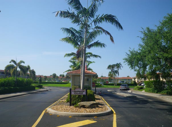 803 Twin Lakes, FL 33071