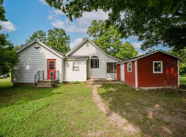 87 44th Street, Bloomingdale, MI 49026