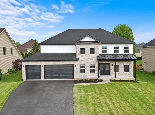 413 N Sycamore Lane, North Aurora, IL 60542