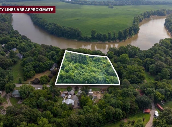 930 Onton Rd., Slaughters, KY 42456