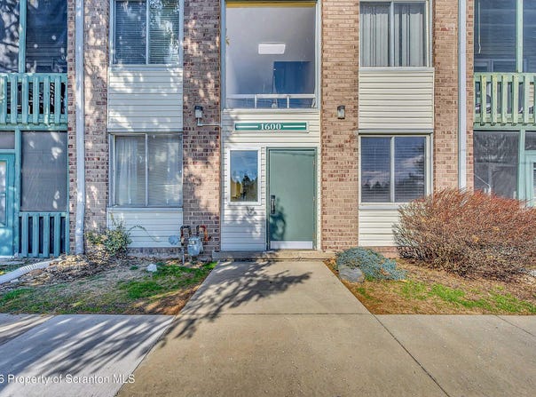 1603 Summit Pointe Drive, Scranton, PA 18508