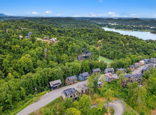 1358 Lake Haven Way, Sevierville, TN 37876