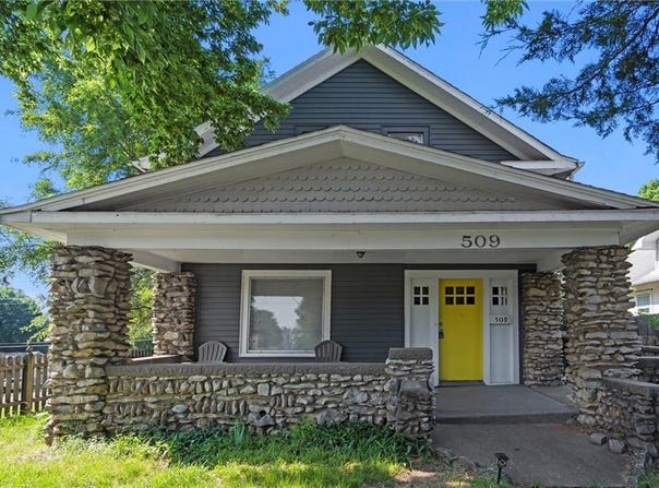 509 Pottawatomie Street, Leavenworth, KS 66048