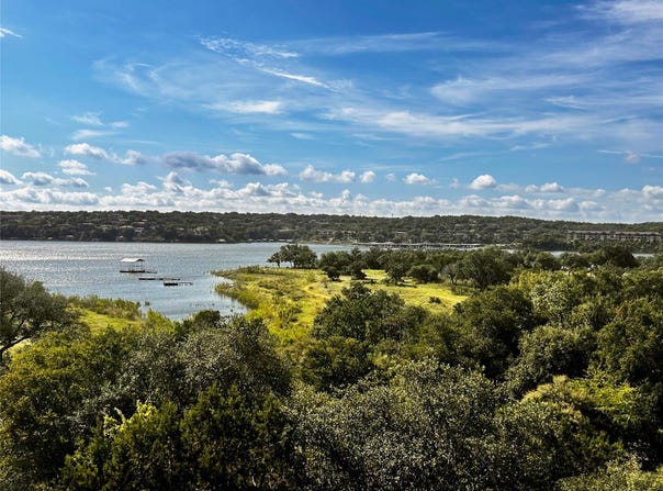 171 Comanche PT, Point Venture, TX 78645