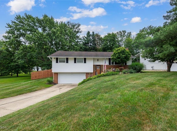 19445 Lunn Road, Strongsville, OH 44149
