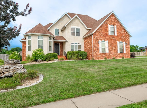 1804 N Patriot Drive, Ozark, MO 65721