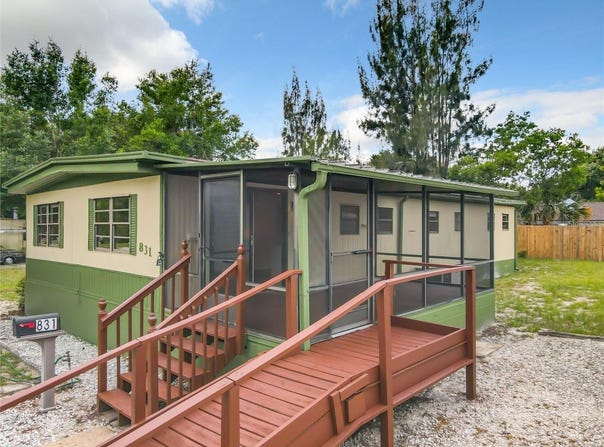 831 WOLF TRAIL, CASSELBERRY, FL 32707