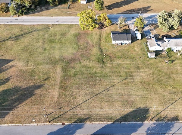 130, 132, 136 PENNS GROVE AUBURN ROAD, CARNEYS POINT, NJ 08069