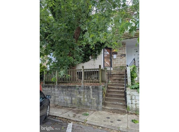 254 COVERLY ROAD, LANSDOWNE, PA 19050
