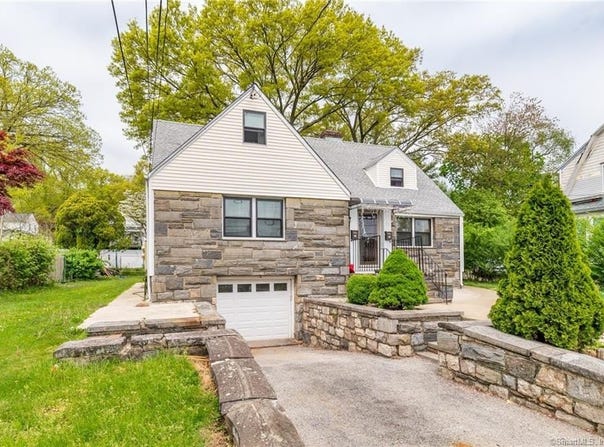 21 Hirsch Road, Stamford, CT 06905