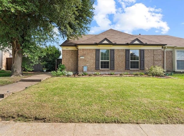 7616 Cousteau Drive, Rowlett, TX 75088