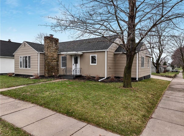 603 Oak Street, Bloomer, WI 54724