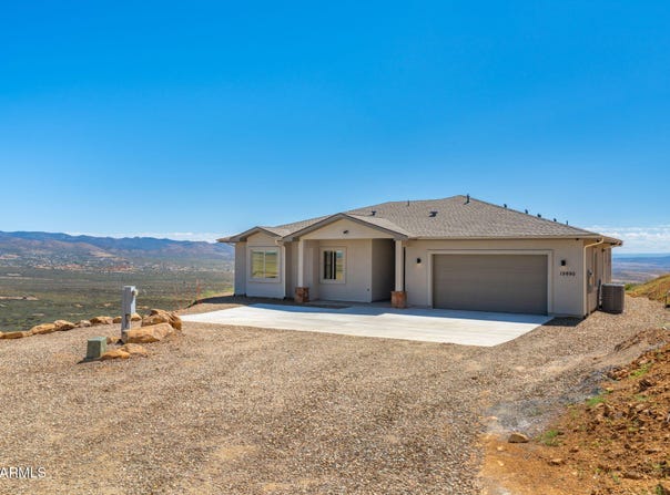 15690 E Orchard View Road, Dewey, AZ 86327