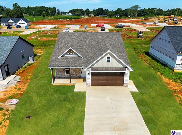 36 Robert Allen Lane, Brandenburg, KY 40108