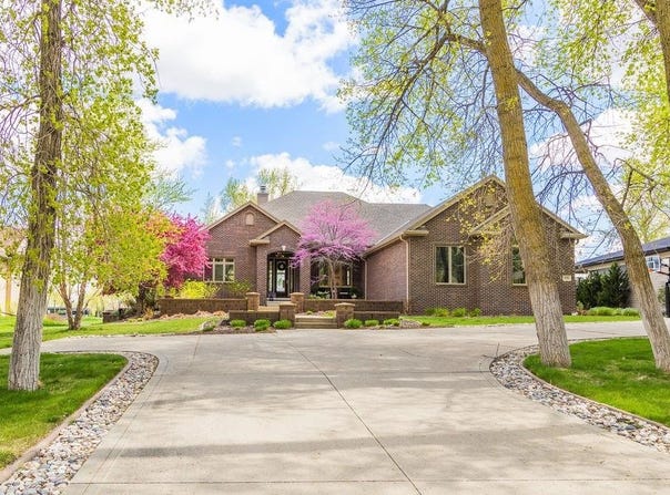 856 E Sawgrass Trail, Dakota Dunes, SD 57049