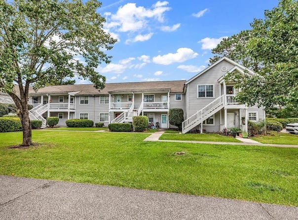 6850 King Arthur Dr., Myrtle Beach, SC 29588