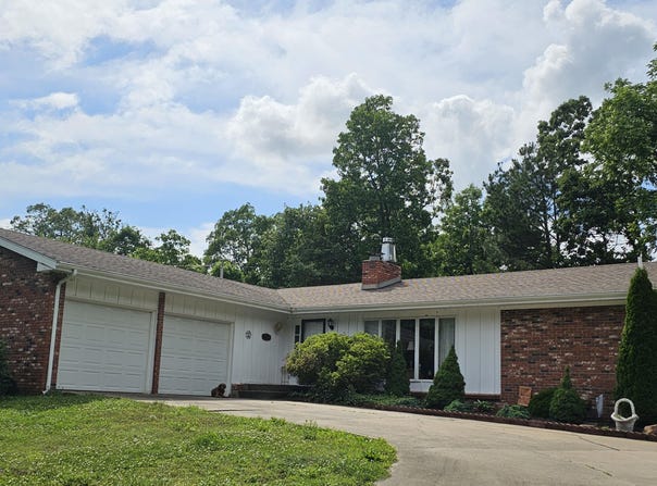 22389 Lawrence 1215, Aurora, MO 65605