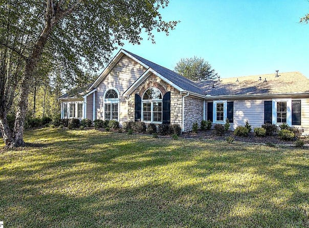 158 Grinders Circle, Greer, SC 29650