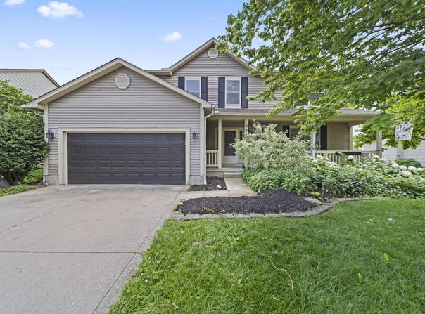 381 Hearthstone Drive, Delaware, OH 43015
