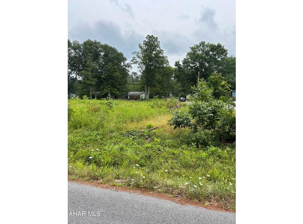 107 Linwood Road, Altoona, PA 16602