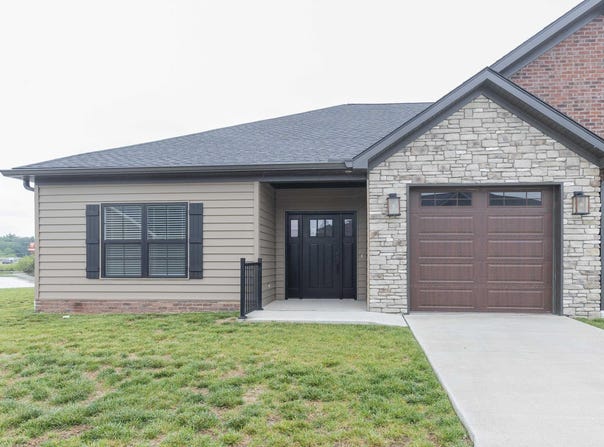 3895 High Pointe Lane, Newburgh, IN 47630