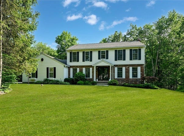 1593 Stonington Drive, Hudson, OH 44236