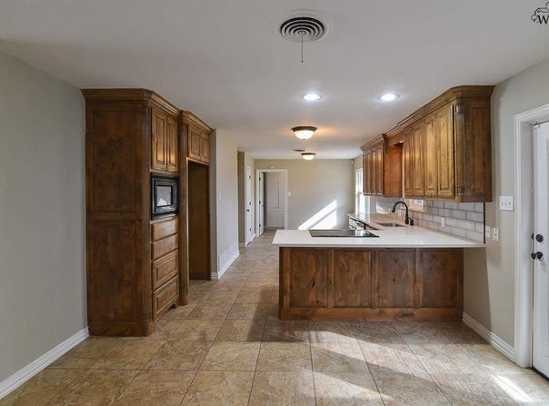 3001 BARRYWOOD DRIVE, Wichita Falls, TX 76309
