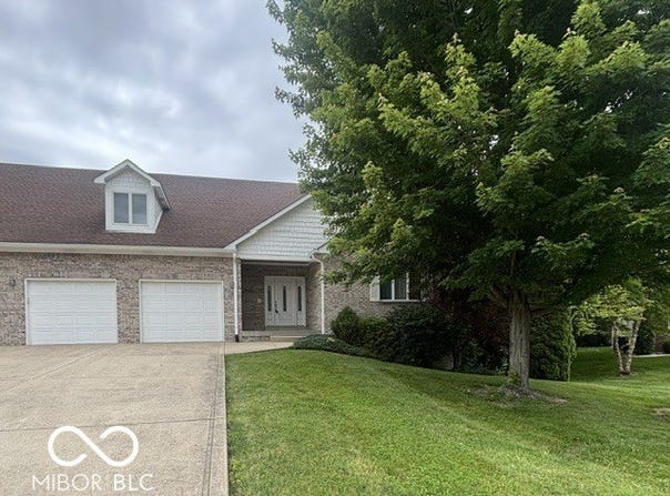 1761 Walnut Trace, Greenfield, IN 46140