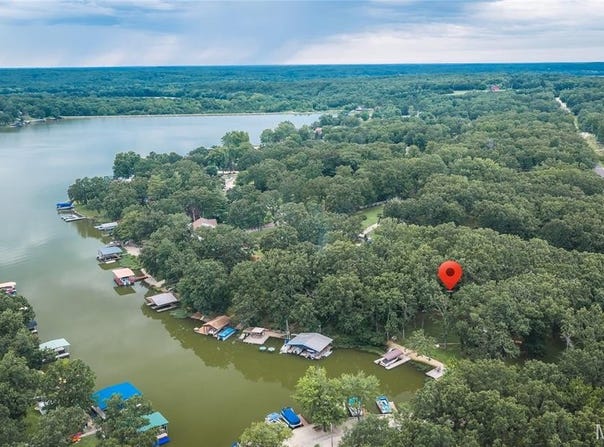 805 Cochise Ih Drive, Cuba, MO 65453