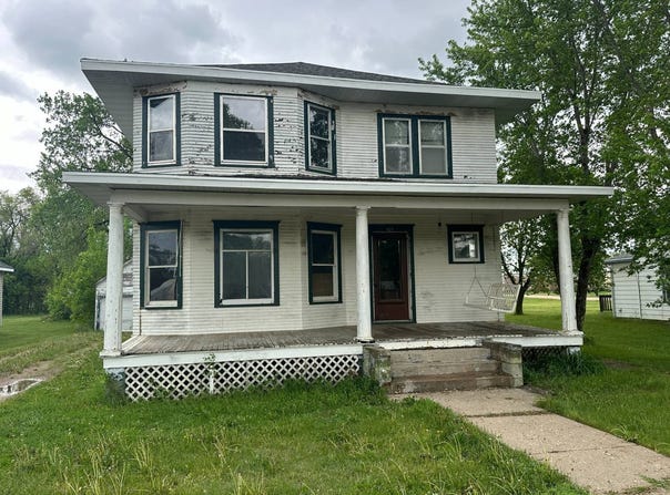 424 W Ponca Street, Lynch, NE 68746
